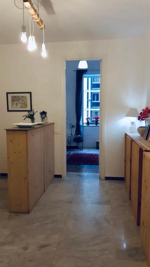 B&B Charme Centre-Ville Artistic & Literary Rooms Palermo Bagian luar foto